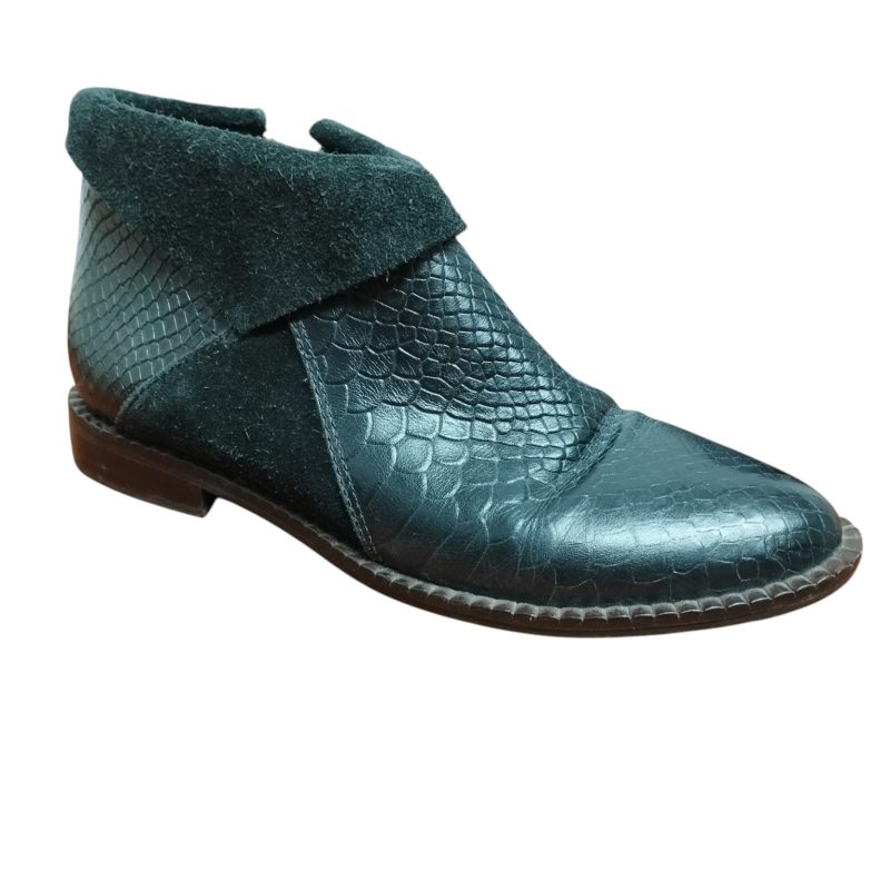 BOTIN NEGRO CIRRE LATERAL T 37  MARCADA