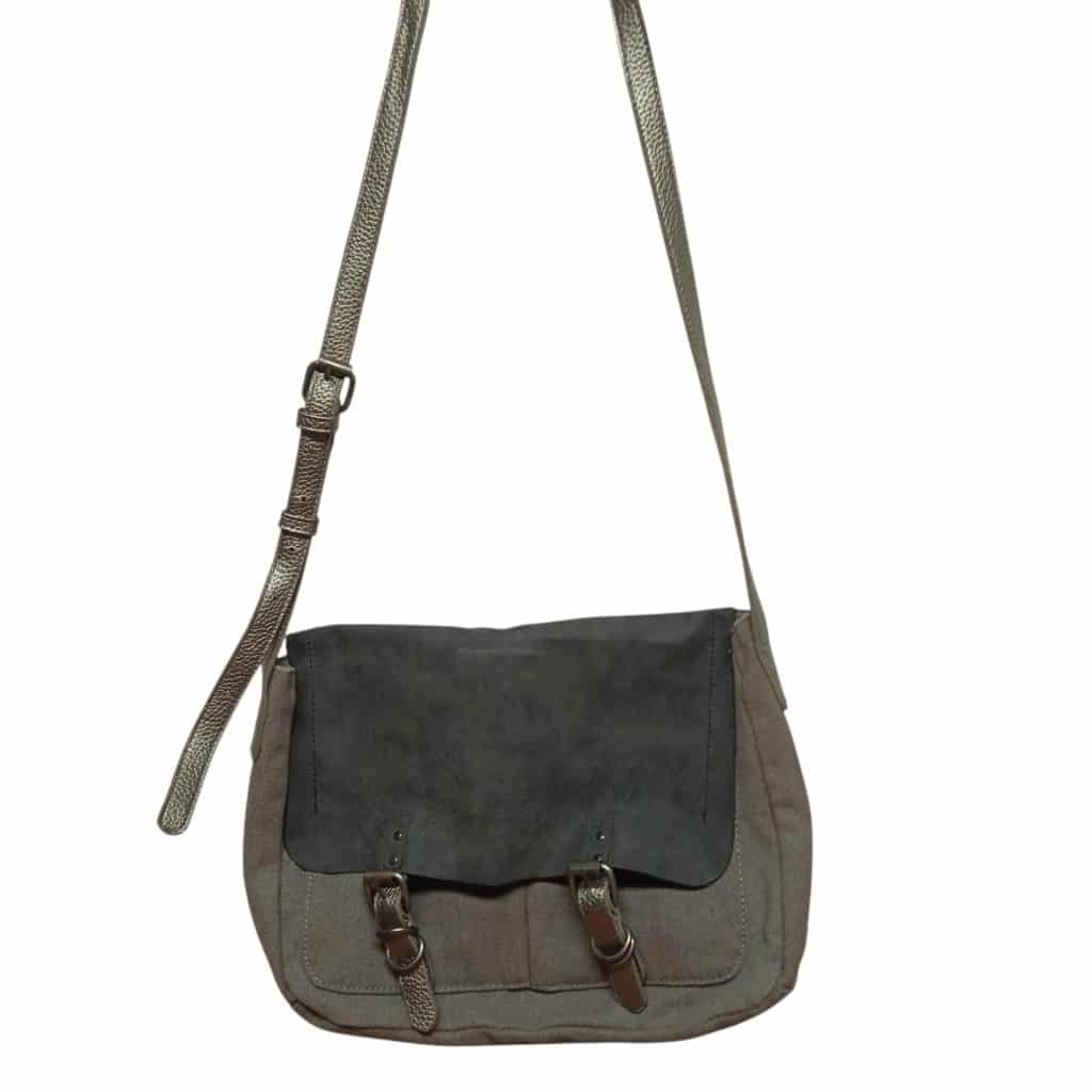 CARTERA CONMIBADA LONA CUERINA GRIS PIECE OF CAKE