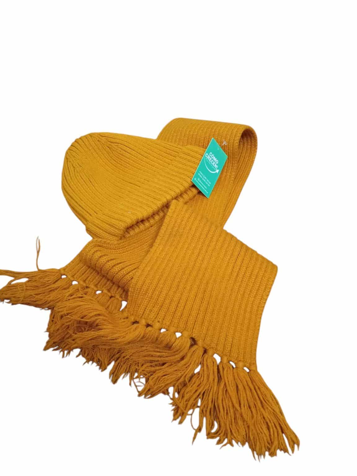 CONJUNTO GORRO Y BUFANDA  AMARILLO FLECOS T 2- 3 APROX