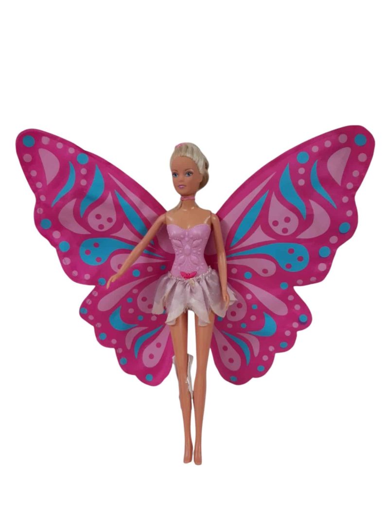 muñeca tipo barbie con alas rosada simba toys
