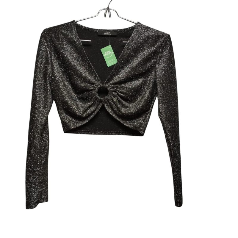 REMERA PLATEADA BRILLOS KAMIKAZ T S APROX ENG