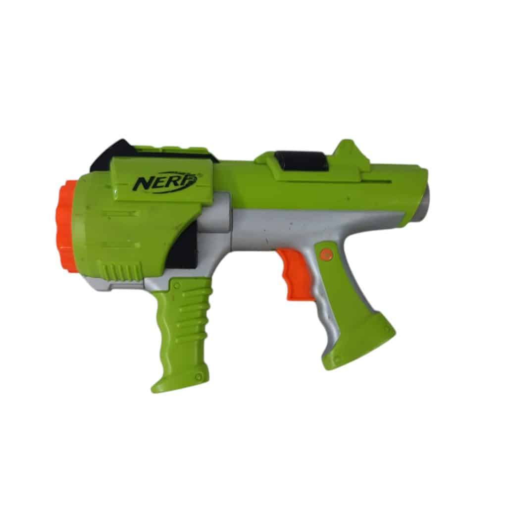 ARMA NERF DART TAG VERDE RASPADO MEDIANA SIN DARDOS