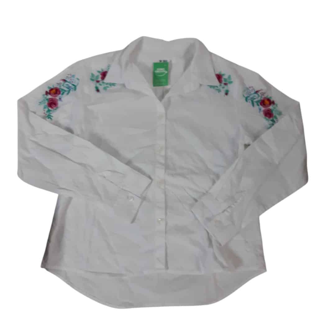 CAMISA BCA FLORES BORDADAS BAS T16
