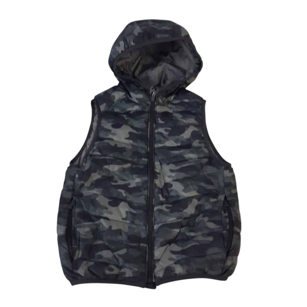 CHALECO CAMUFLADO VERDE ZARA T6/7 LIVIANO
