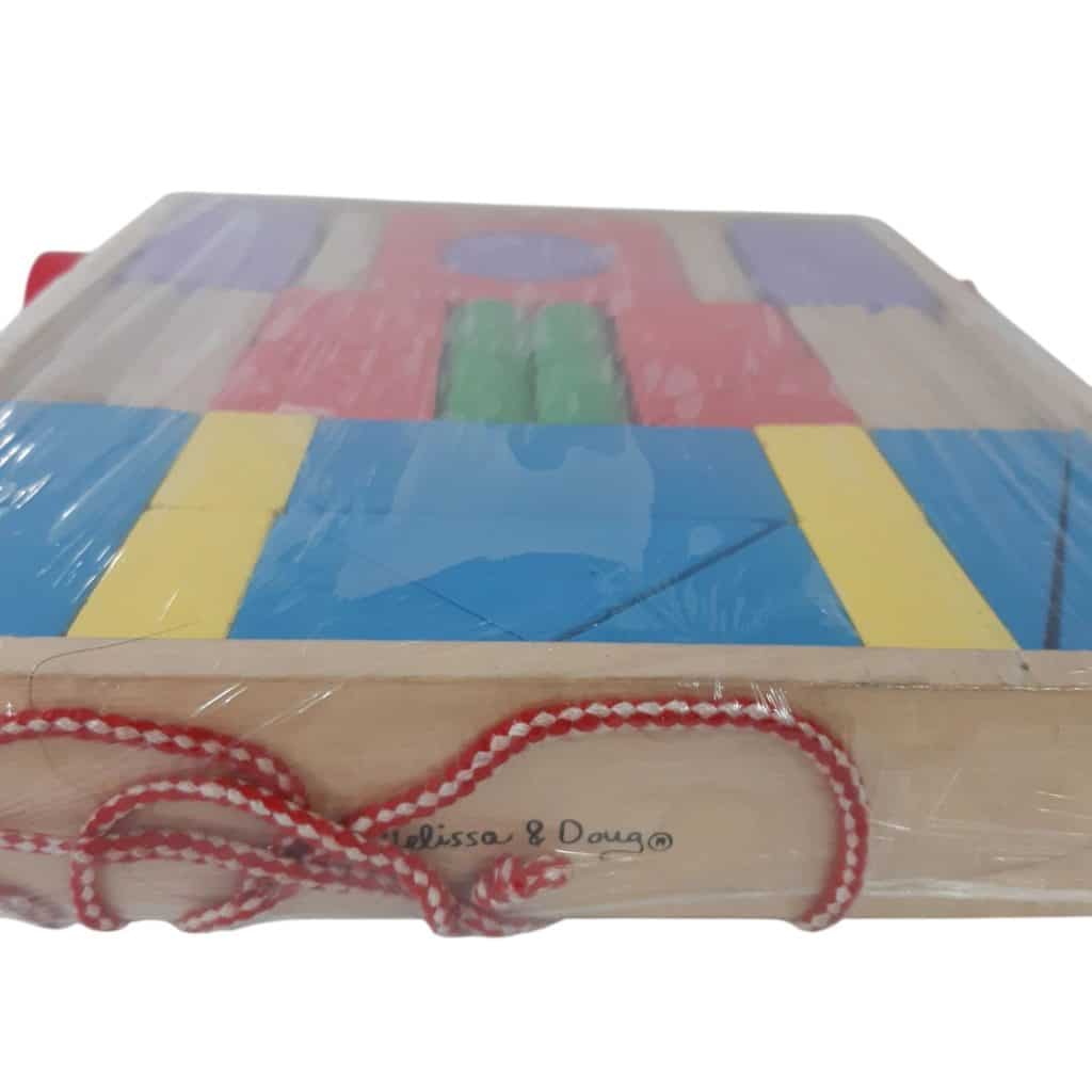 CARRITO MADERA CON PIEZAS GEOMETRICAS MELISSA DOUG - Imagen 2