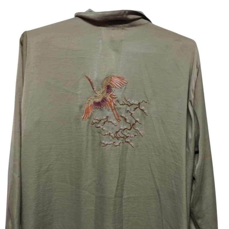 CAMISOLA SATEN VERDE BORDADO PAJARO INDIAN T L DET COST - Imagen 2