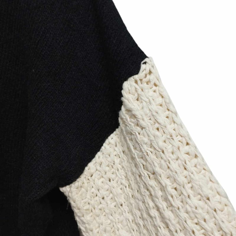 BUZO LANA NEGRO MANGHAS ANCHAS CROCHETT CREMITA TL CAPUCHA - Imagen 2