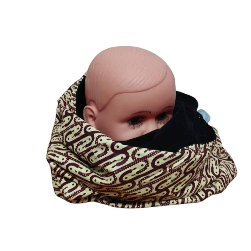CUELLO TELA BEIGE BORDO TERCIOPELO NEGRO