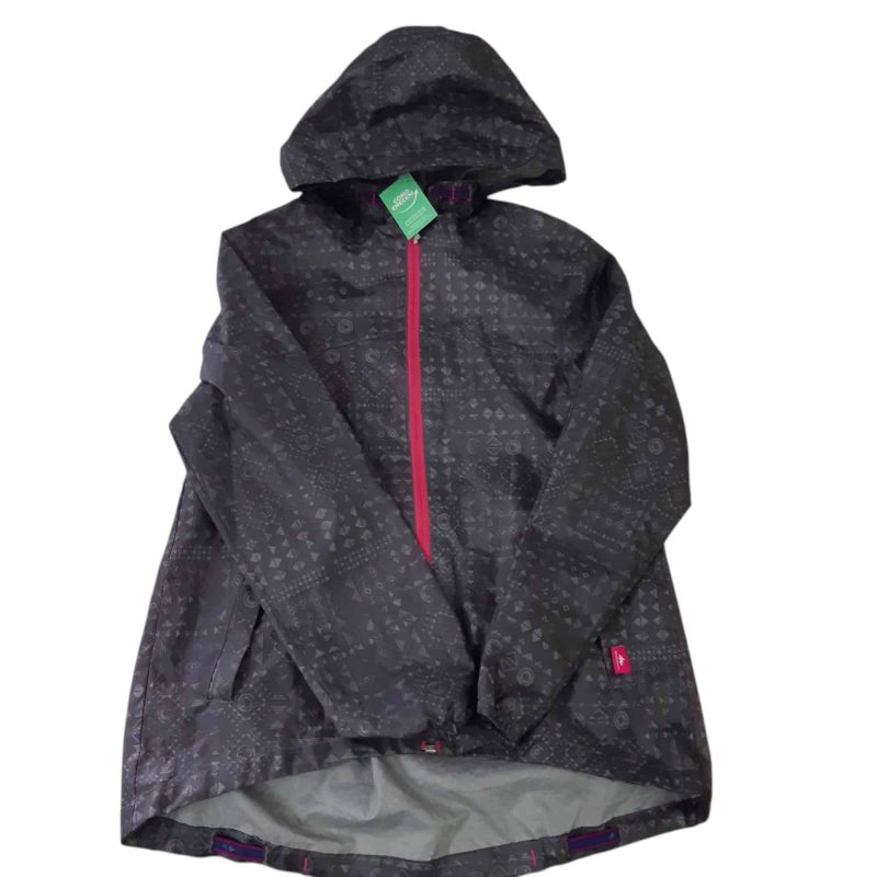 CAMPERA IMPERMEABLE GRIS TREIANGULOS FORMAS CIERRE FUCSIA QUECHUA T10