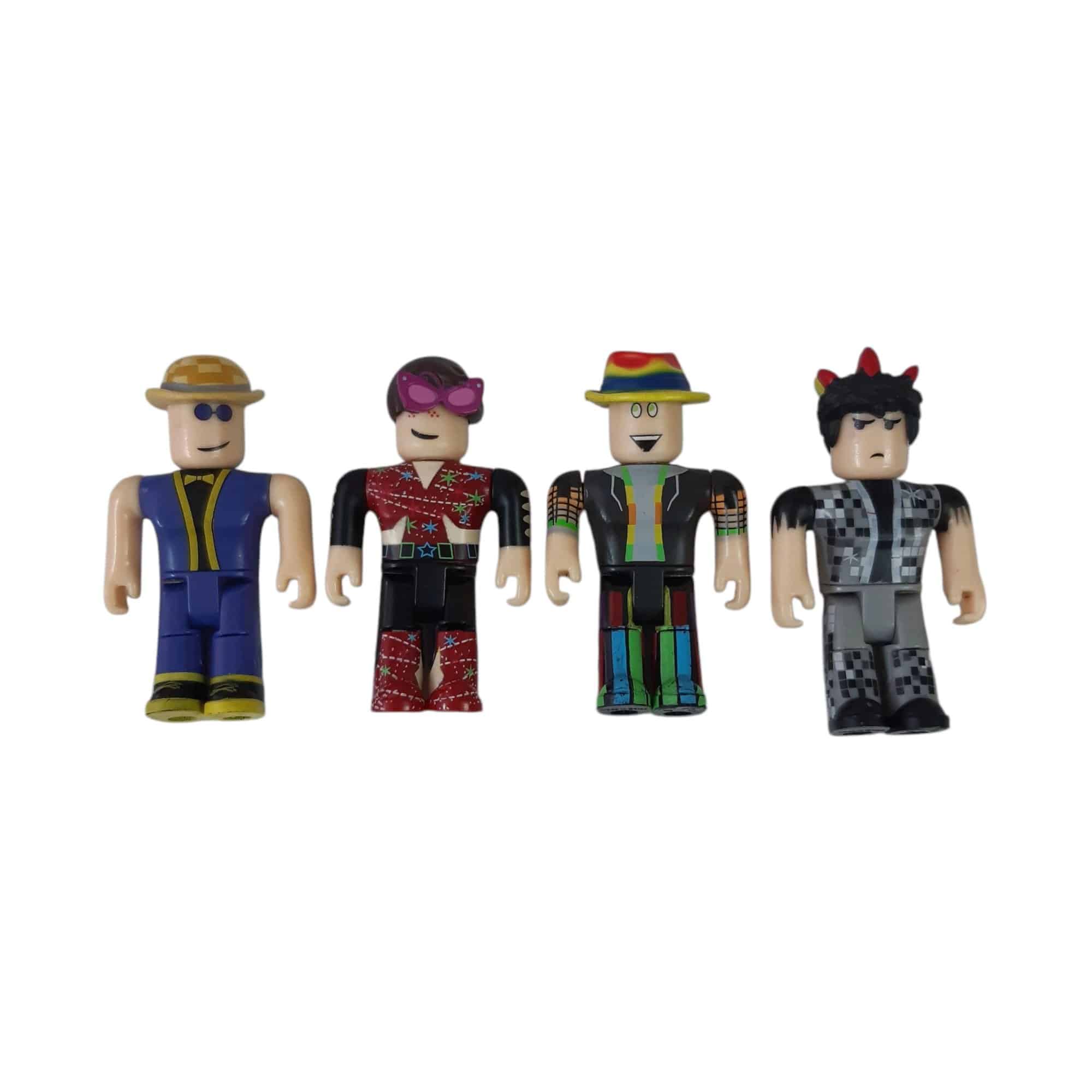 PERSONAJES ROBLOX X4