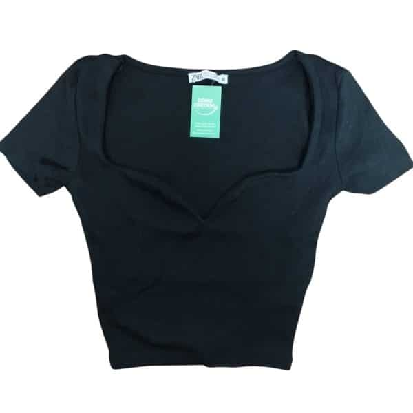 REMERA MORLEY NEGRA ESCOTE CUADRADO  ZARA T S