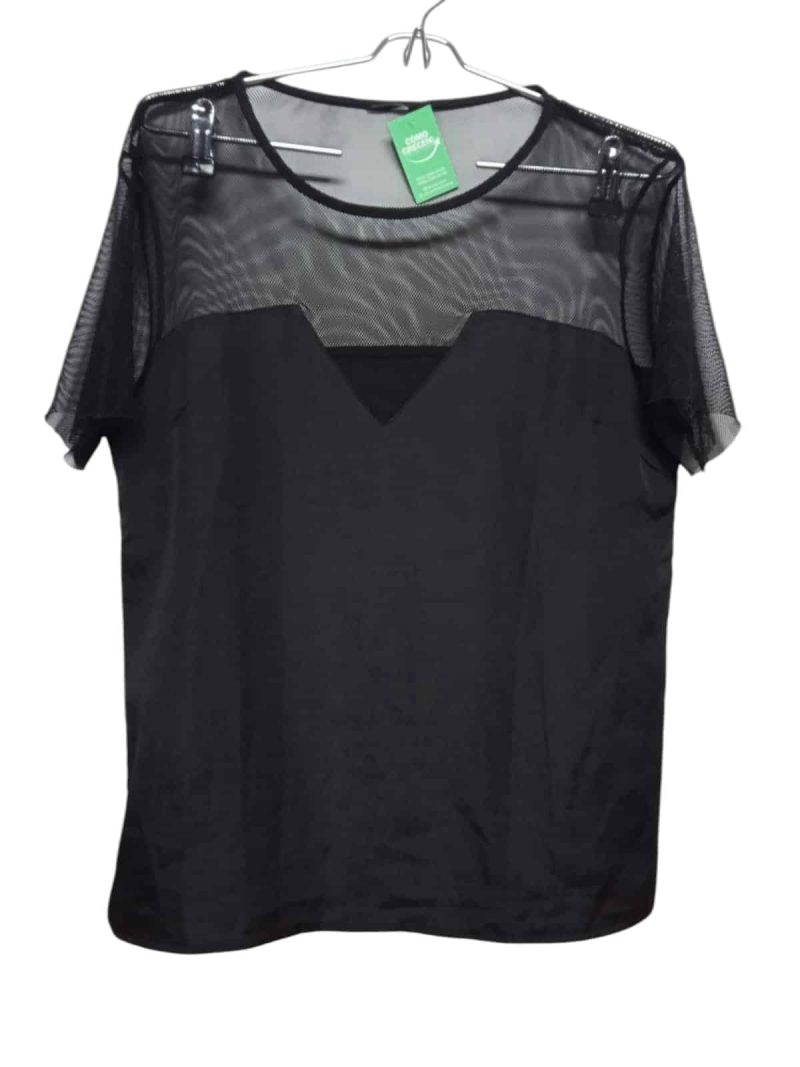 REMERA NEGRA COMBINADA RASO TELA RED T M APROX