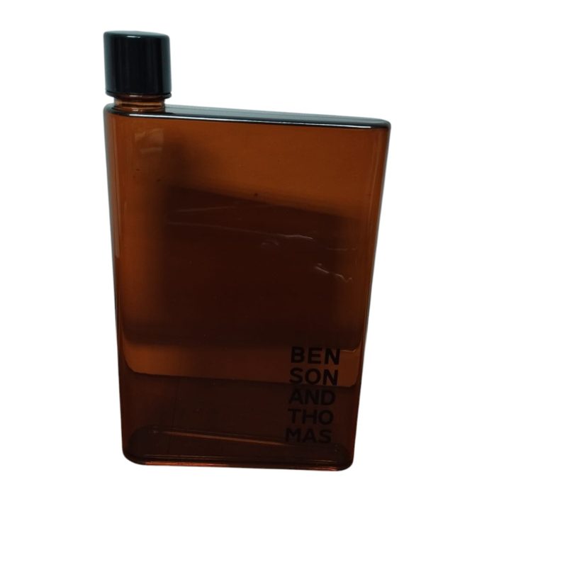 BOTELLA PLASTICO MARRON  BENSON & THOMAS - Imagen 2