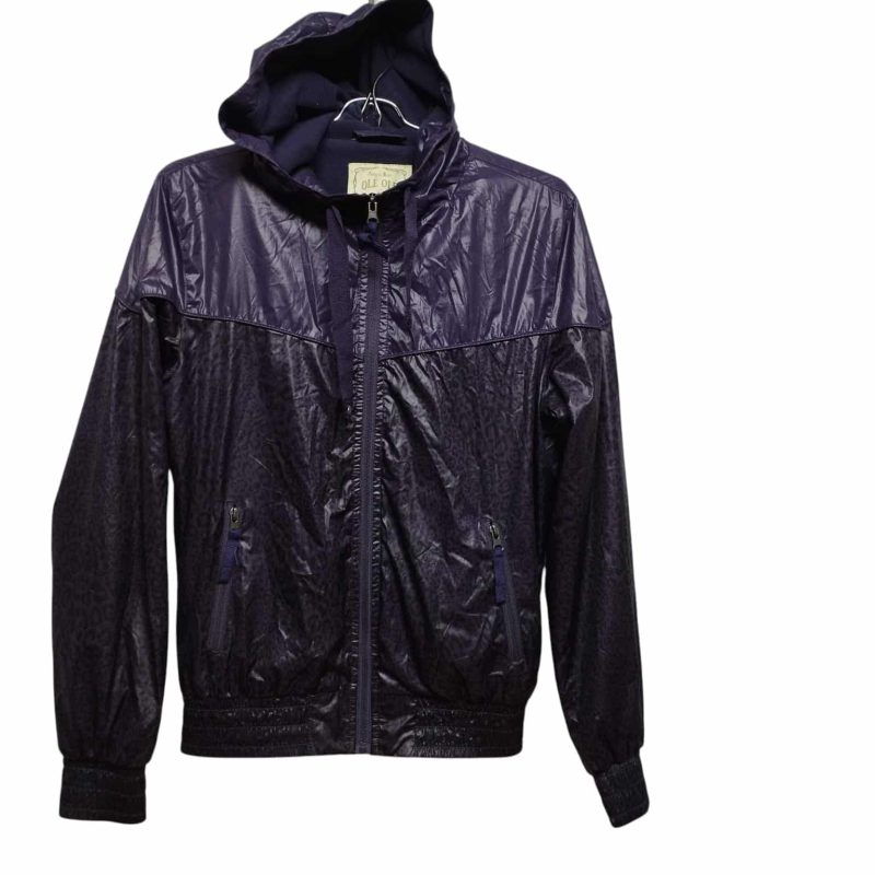 CAMPERA NYLON VIOLETA NEGRO ANIMAL PRINT FORRO POLAR OLE OLE T M - Imagen 2