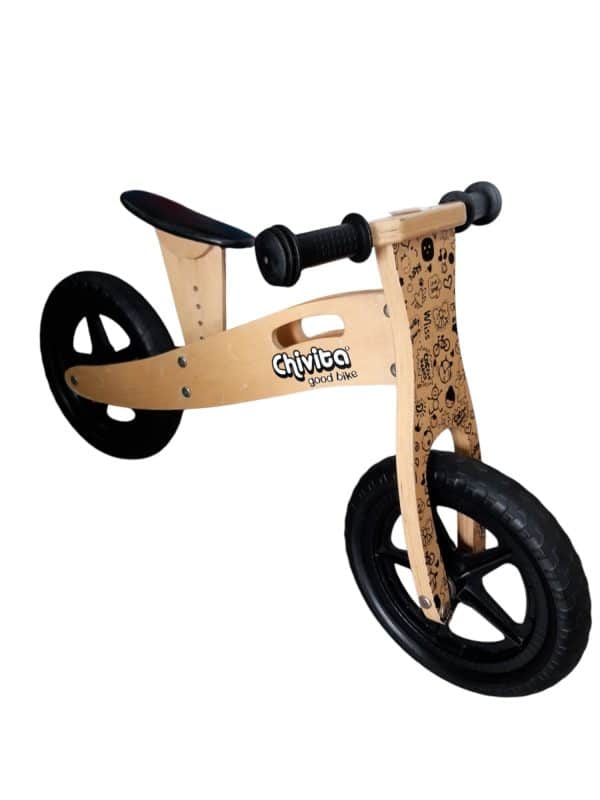 CHIVITA DE MADERA DIBUJOS EN NEGRO