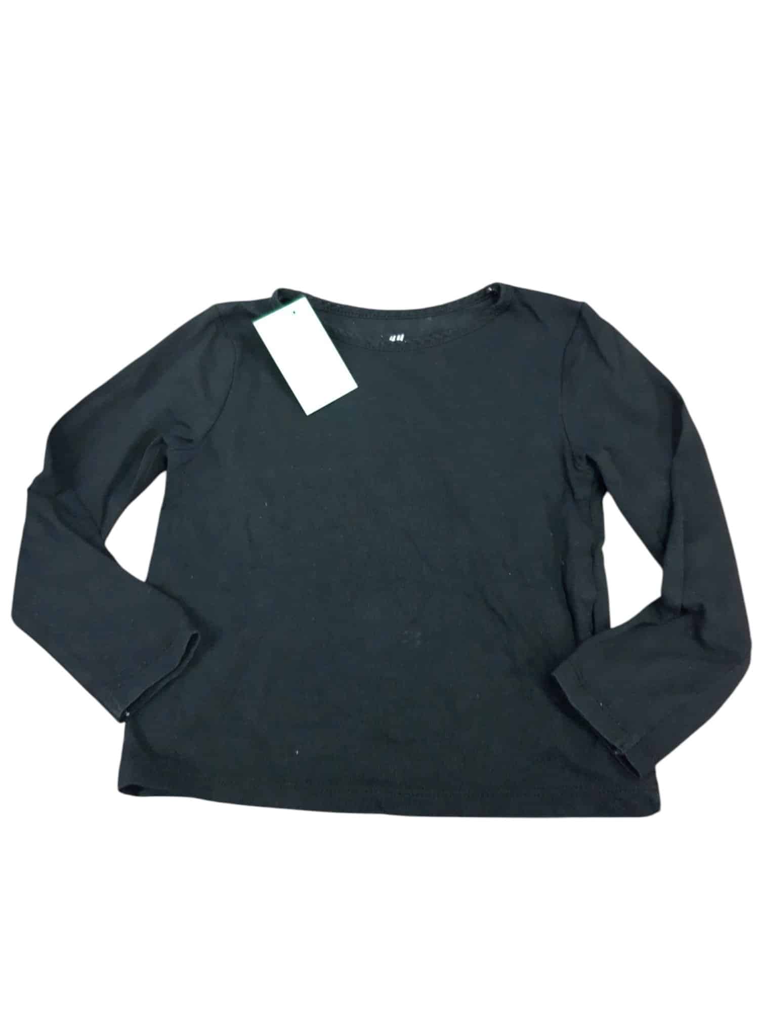 REMERA LISA NEGRA H&M T1 1/2