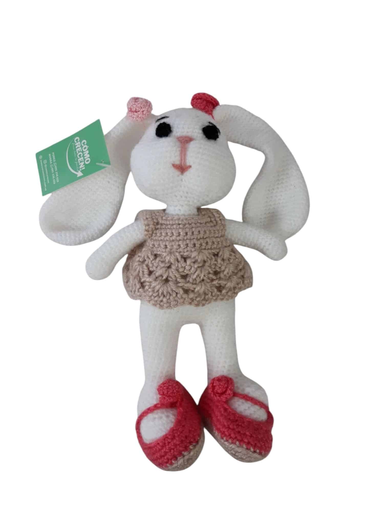 CONEJA EN CROCHET BCA VESTIDO BEIGE ZAPATITOS ROSA OREJAS GRANDES