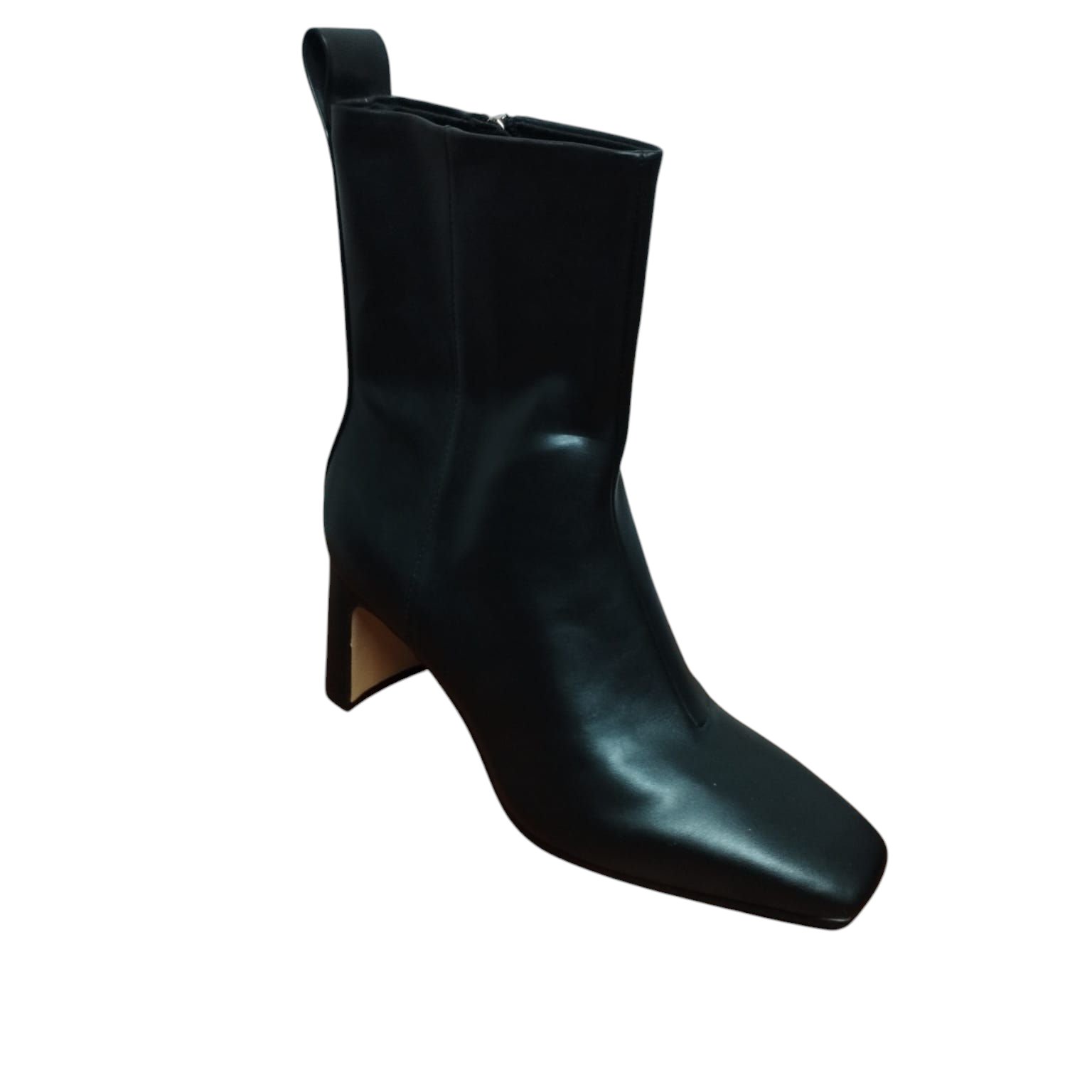 BOTA CORTA CUERINA NEGRA PTA CUADRADA H&M T 38