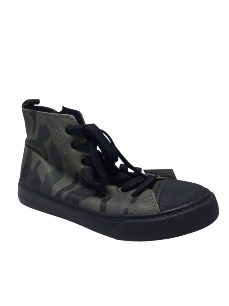 BOTITAS CAMUFLADAS VERDE NEGRO ZARA T34/35