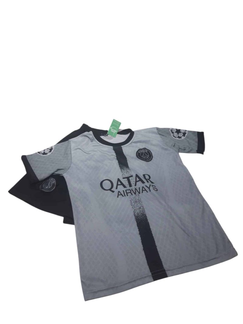 CONJ.CAMISETA FUTBOL GRIS SHORT SAINT GERMAIN MBAPEE T10 AP