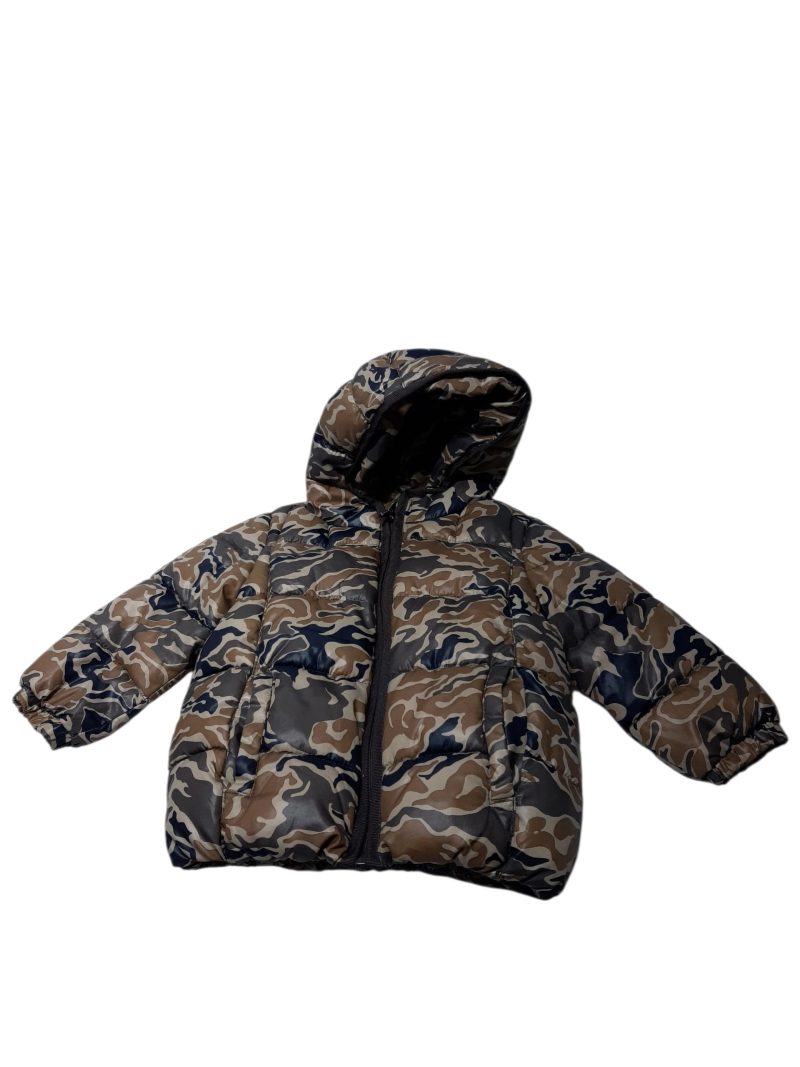 CAMPERA CAMUFLADA VERDE ZARA T12/18M
