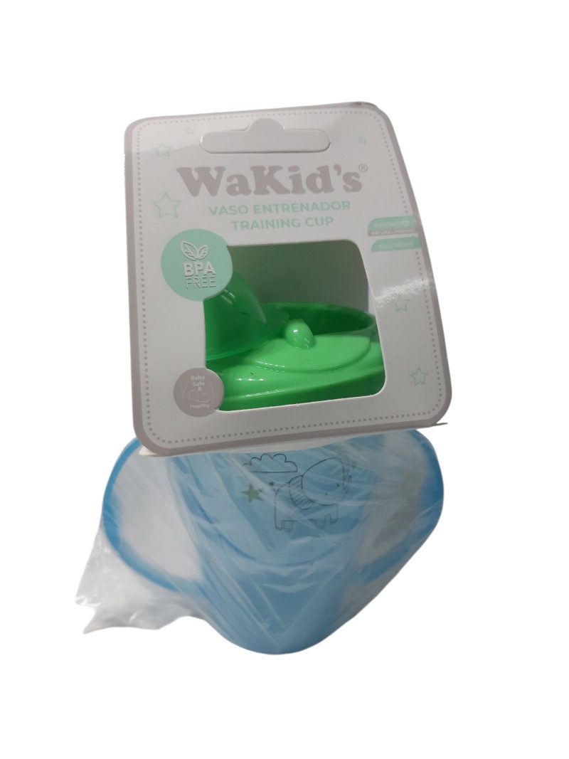 VASO PICO DURO CON TAPA 180ML  77181