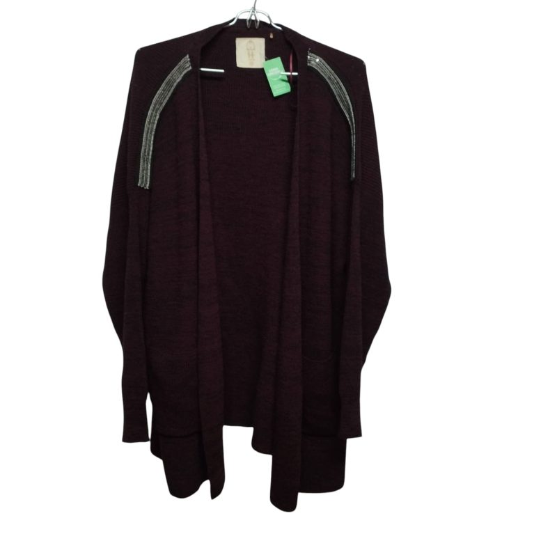SACON LANA VIOLETA NEGRO DETALLE EN HOMBROS B.H INDIAN T XL