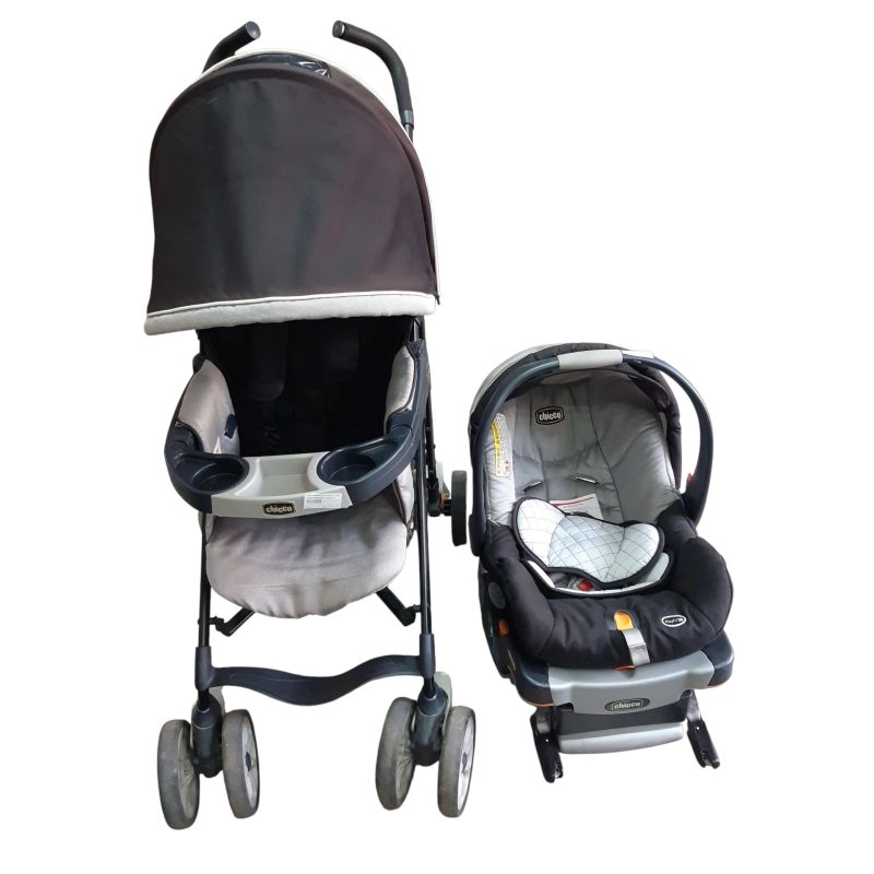 COCHE PARAGUITA CON BABYSILLA Y BASE NEGRO GRIS CHICCO manchitas dec