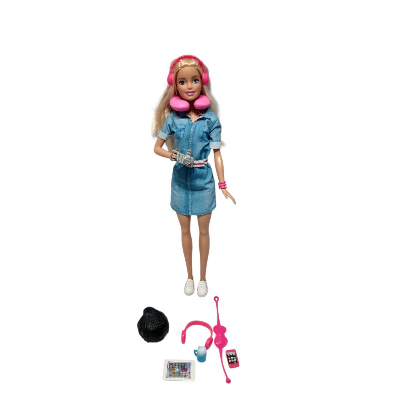 BARBIE FOTOGRAFA VIAJERA FALTA ALGUN ACC