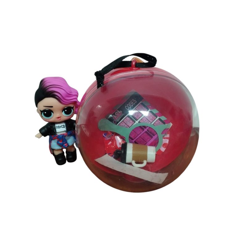MUÑECA LOL ROCKERA EN CAPSULA TRANSPARENTE Y ROJA