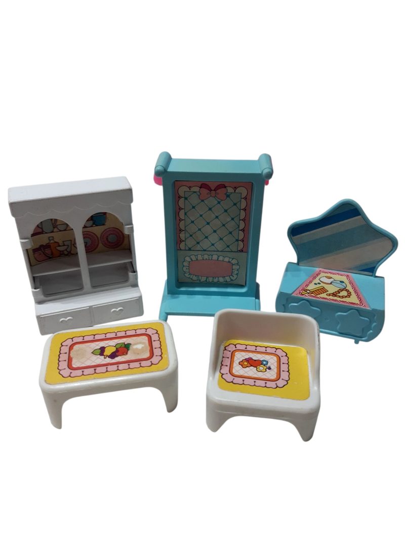 SET COMEDOR CELETSE BCO CHIQUITITO EN BSA PARA MUÑEQUITOS MINI
