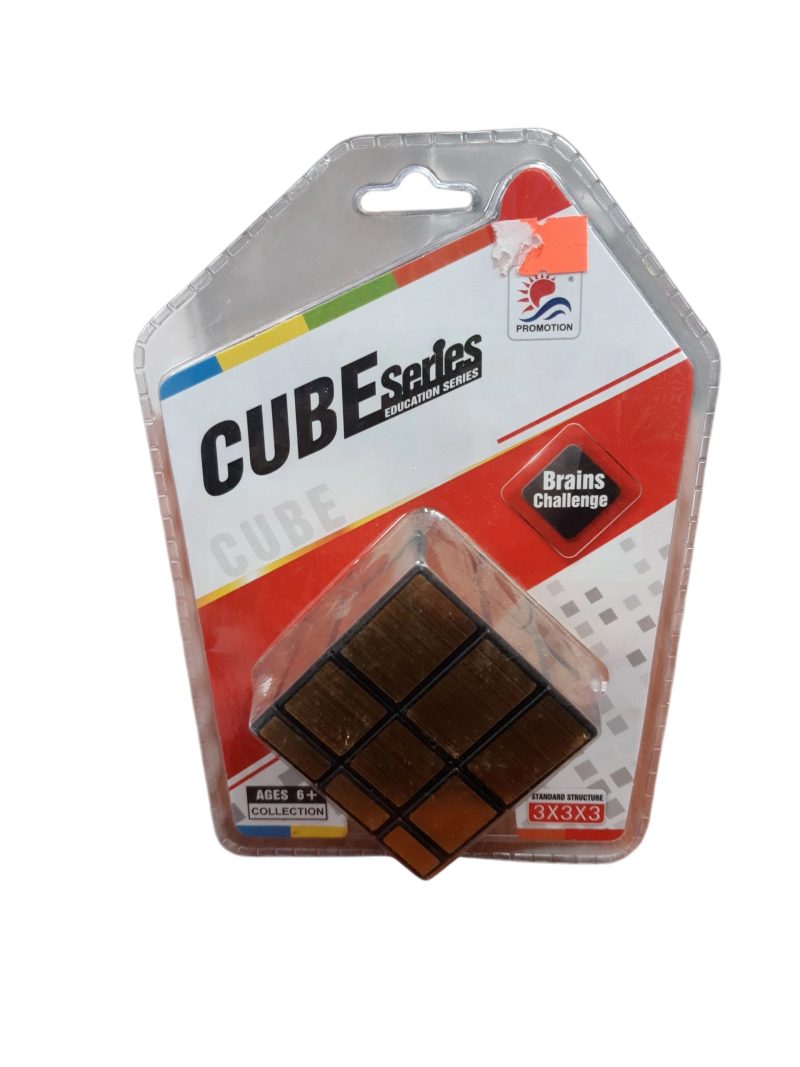 CUBO RUBIK DORADO O PLATEADO