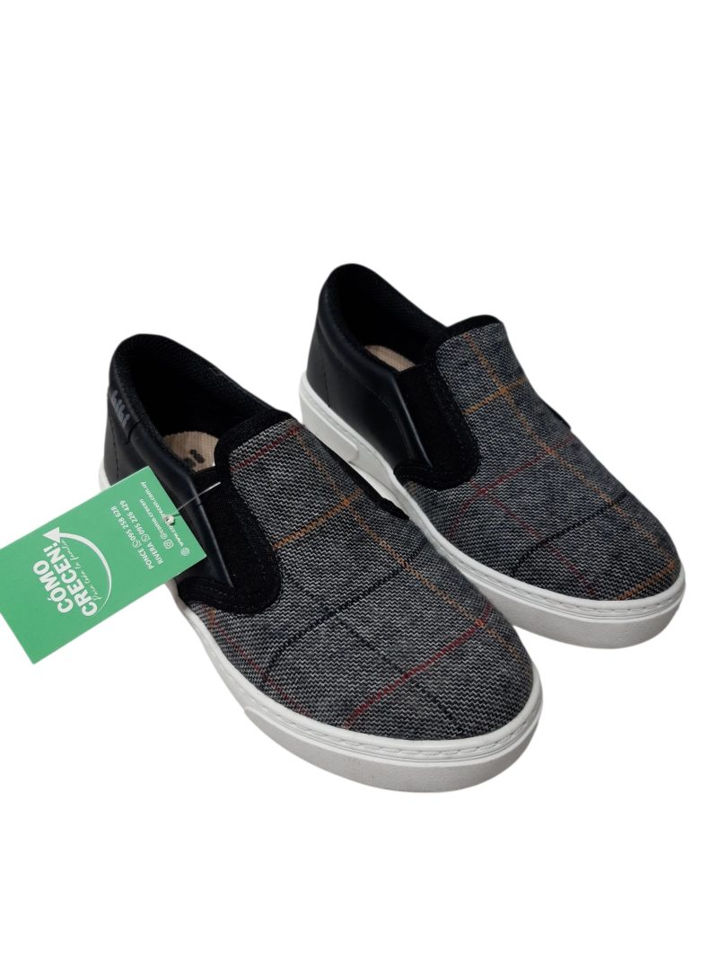 CHAMPIONES GRIS NEGRO T28 CON AVERIA
