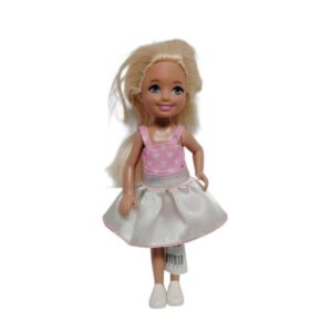MUÑECA CHELSEA HIJA BARBIE