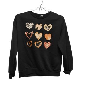 BUZO NEGRO CORAZONES SHEIN T11/12 FRIZ