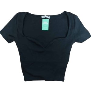 REMERA MORLEY NEGRA ESCOTE CUADRADO  ZARA T S