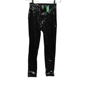 PANTALON NEGRO TELA TIPO BOLSA PULL BEAR T24 AP 16