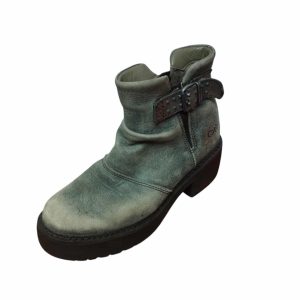 BOTA CORTA CUERO GRIS GASTADO CATERPILLAR T 37 MCH