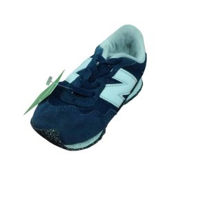CHAMPIONES AZULES NEW BALANCE T 25 PERO ES 23