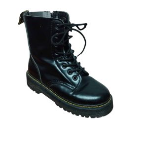 BORCEGOS NEGROS DR MARTENS T37 RASPON
