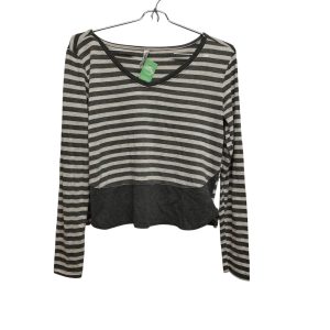 REMERA ESCOTE V RAY GRIS BLANCO BLUESTEEL TP