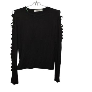BUZO HILO NEGRO ABERTURAS EN MANGAS FB SISTER T L