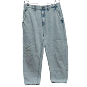 JEAN CLARO ZARA T44 DNWR MANCHITA EN BOLSILLO