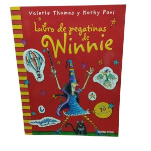 LIBRO DE PEGATINAS DE WINNIE