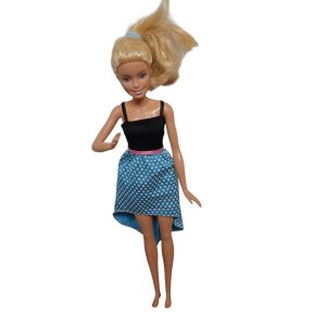 MUÑECA BARBIE VESTIDO NEGRO CELESTE