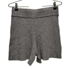 SHORT HILO GRIS PLATEADO BAS TM