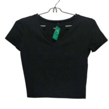 REMERA TOP NEGRA ESCOTE V WILD FABLE T XS