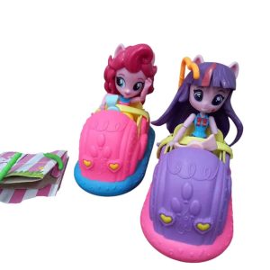 my little pony en auto rosado y lila carro carton acc