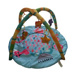 GIMNASIO CELESTE ANIMALES CON ARCO Y JUGUETES COLGANTES