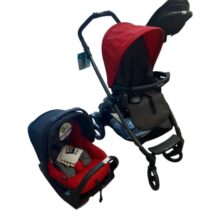 COCHE CON SILLA PEGPEREGO NUEVO no para auto